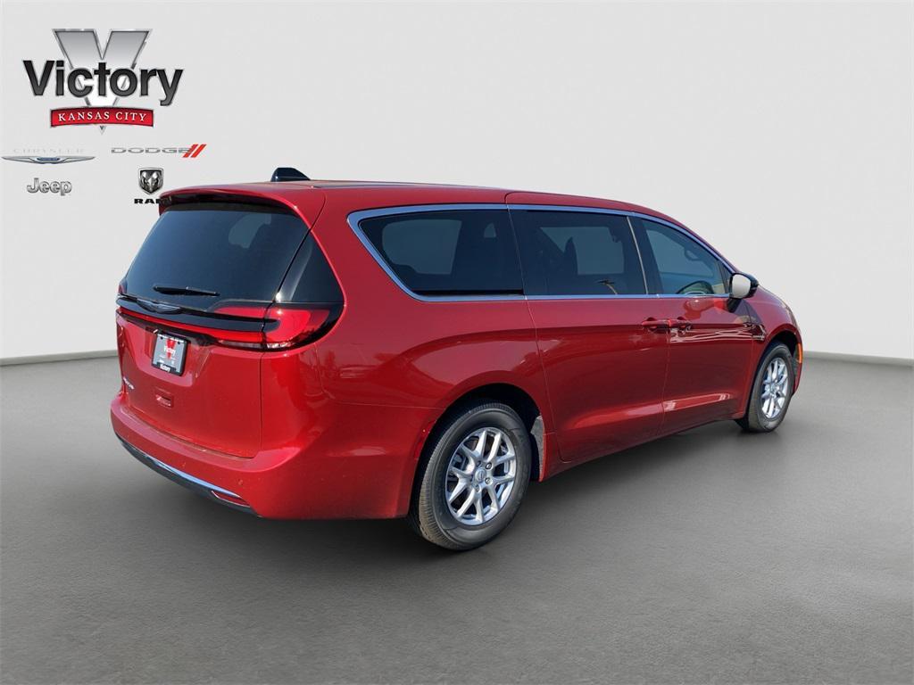 new 2026 Chrysler Pacifica car, priced at $46,235
