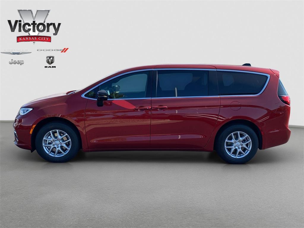 new 2026 Chrysler Pacifica car, priced at $46,235
