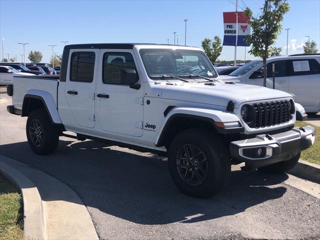 new 2024 Jeep Gladiator car, priced at $53,025