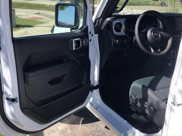 new 2024 Jeep Gladiator car, priced at $53,025