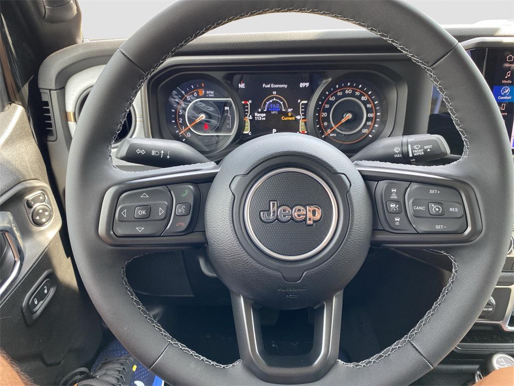 new 2025 Jeep Gladiator car, priced at $51,740