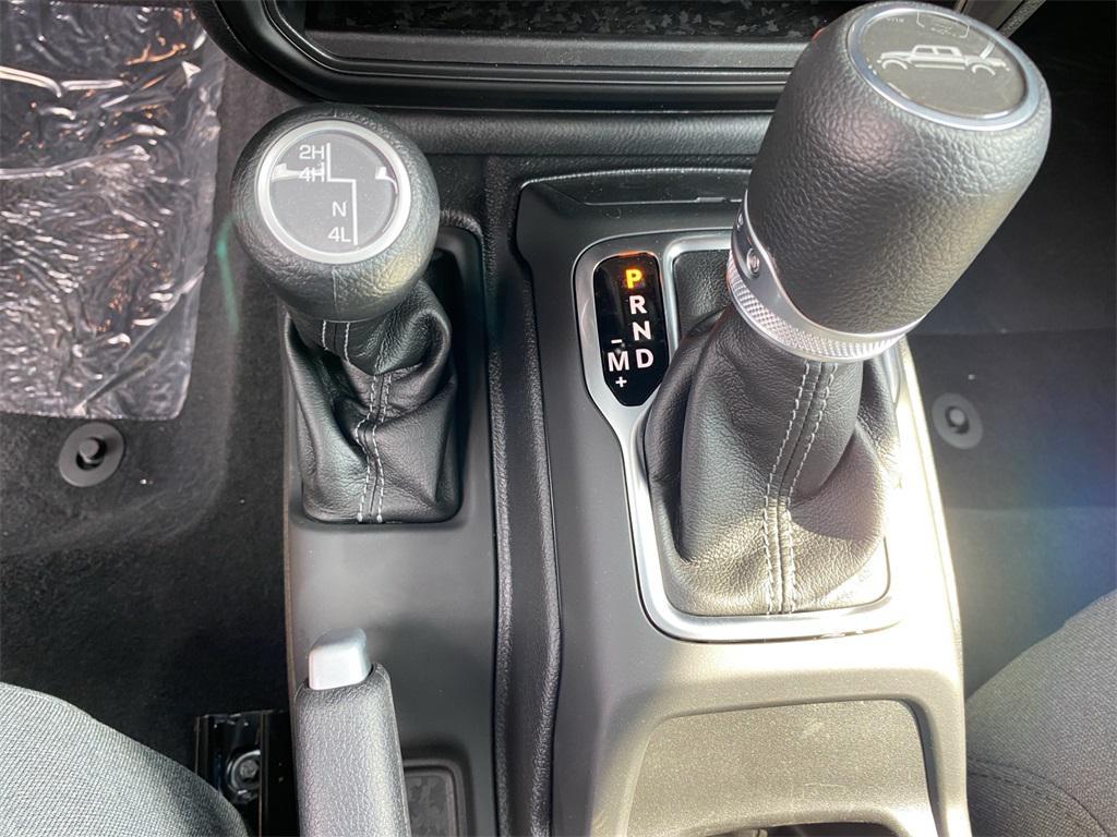 new 2025 Jeep Gladiator car, priced at $51,740