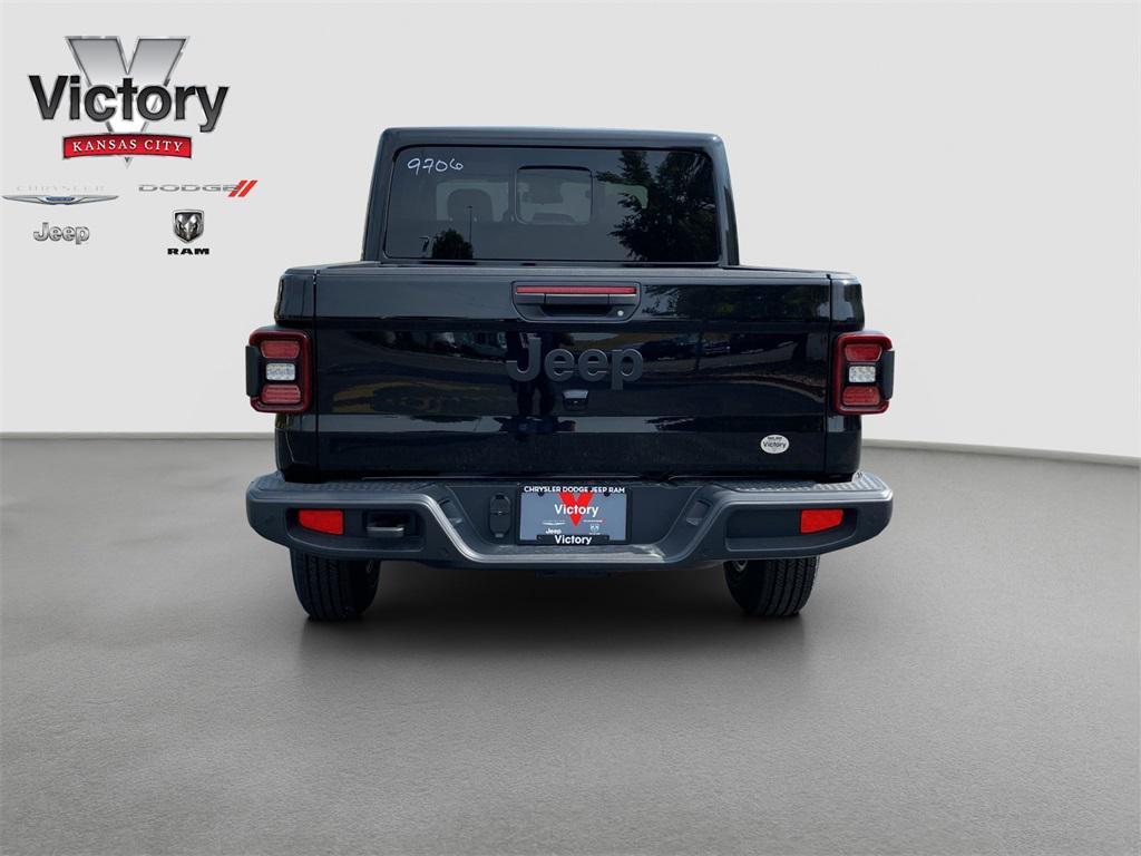 new 2025 Jeep Gladiator car, priced at $51,740