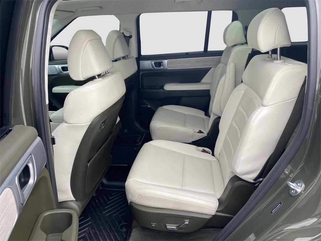 used 2024 Hyundai Santa Fe car, priced at $34,377