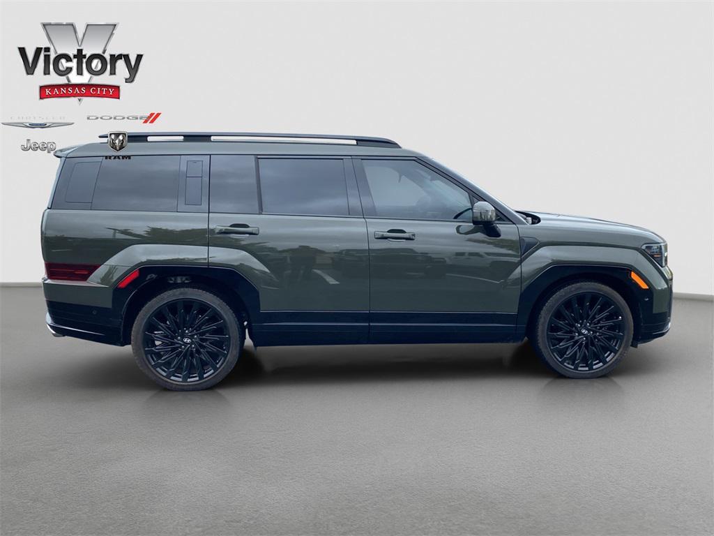 used 2024 Hyundai Santa Fe car, priced at $34,377