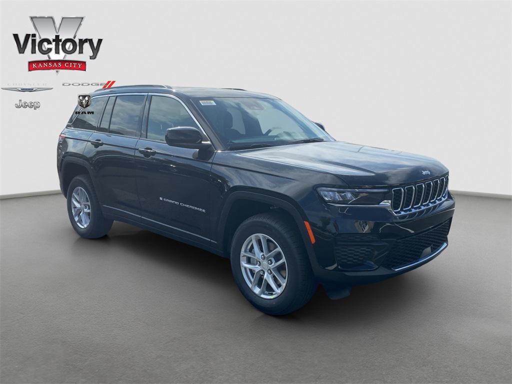 new 2025 Jeep Grand Cherokee car, priced at $42,375