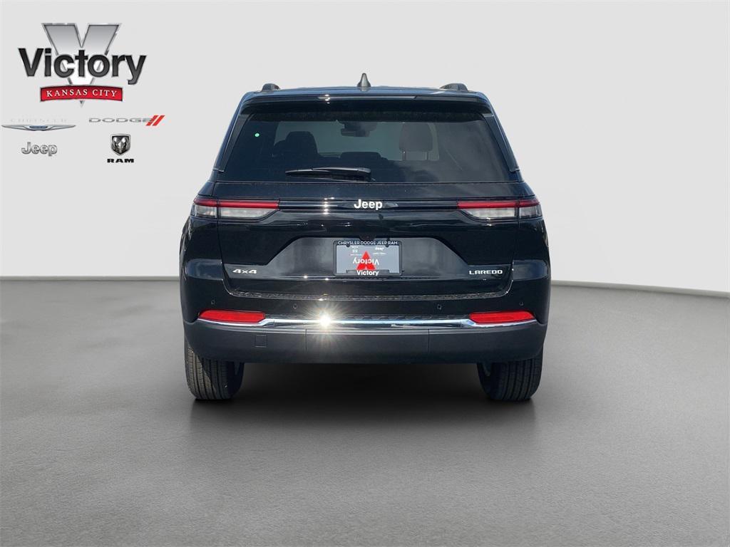 new 2025 Jeep Grand Cherokee car, priced at $42,375