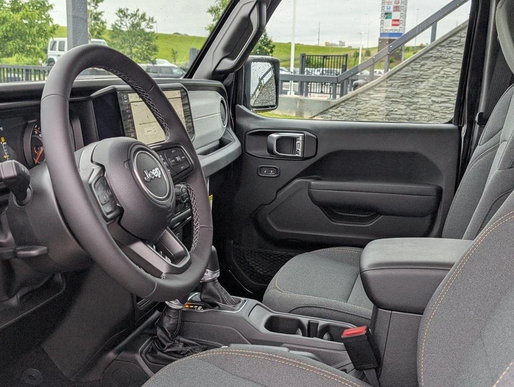 new 2025 Jeep Gladiator car, priced at $48,350