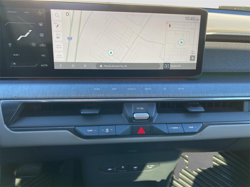 used 2024 Kia EV9 car, priced at $39,995