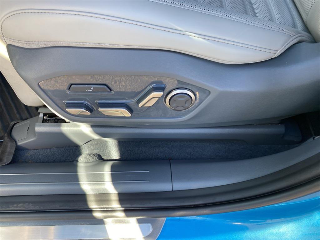 used 2024 Kia EV9 car, priced at $39,995