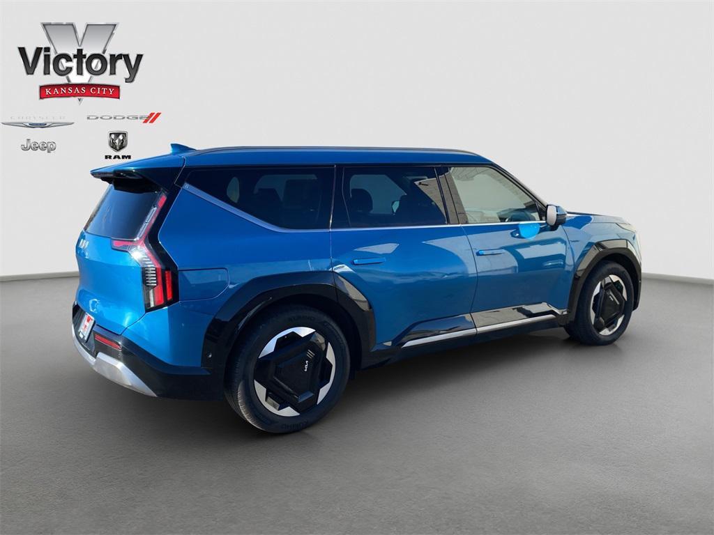 used 2024 Kia EV9 car, priced at $39,995