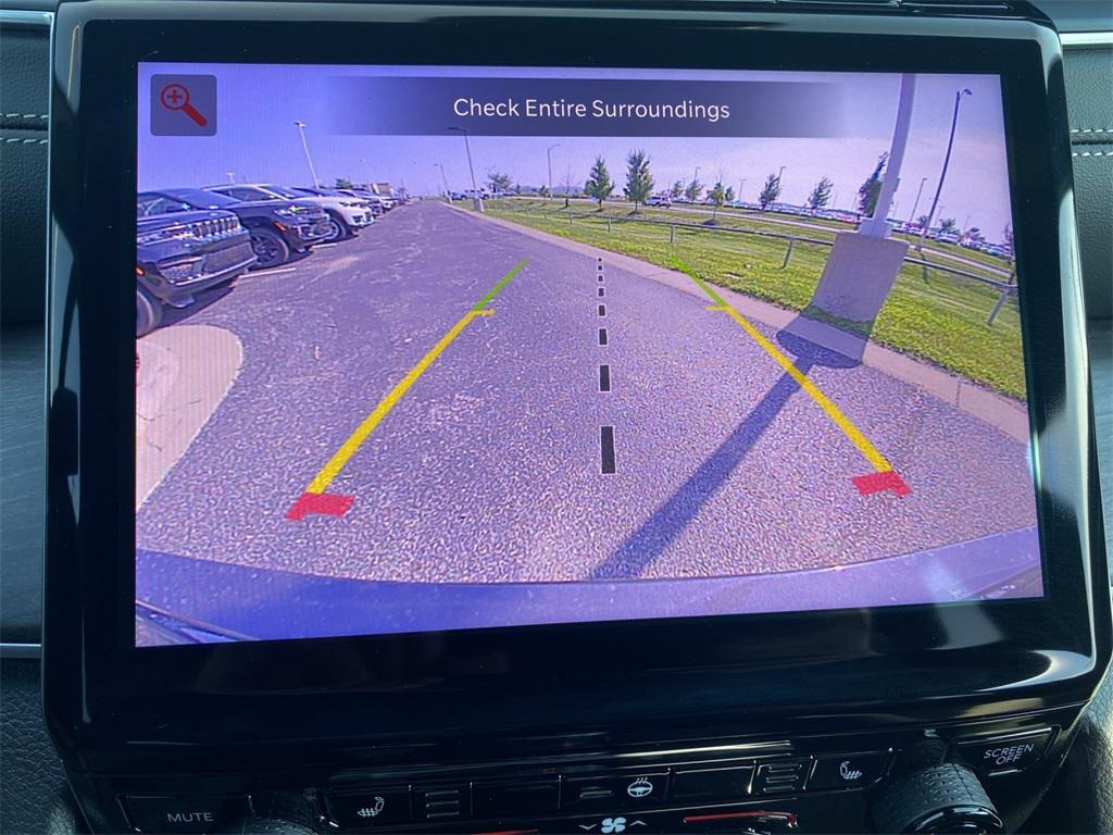 new 2025 Jeep Grand Cherokee L car, priced at $53,215