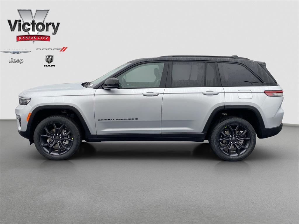 new 2025 Jeep Grand Cherokee car, priced at $53,735