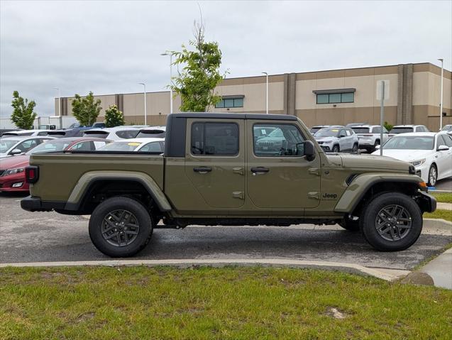 new 2025 Jeep Gladiator car, priced at $48,350