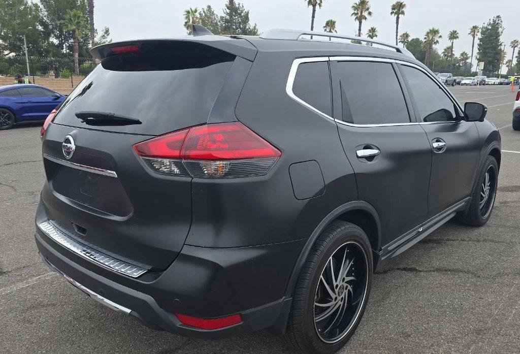 used 2019 Nissan Rogue car, priced at $17,777