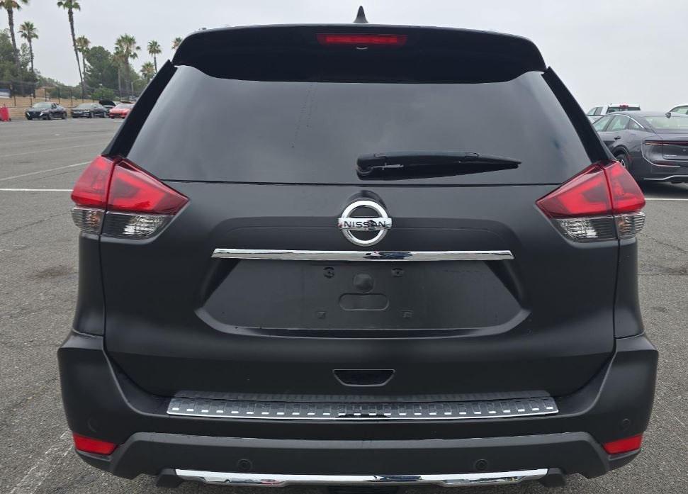 used 2019 Nissan Rogue car, priced at $17,777