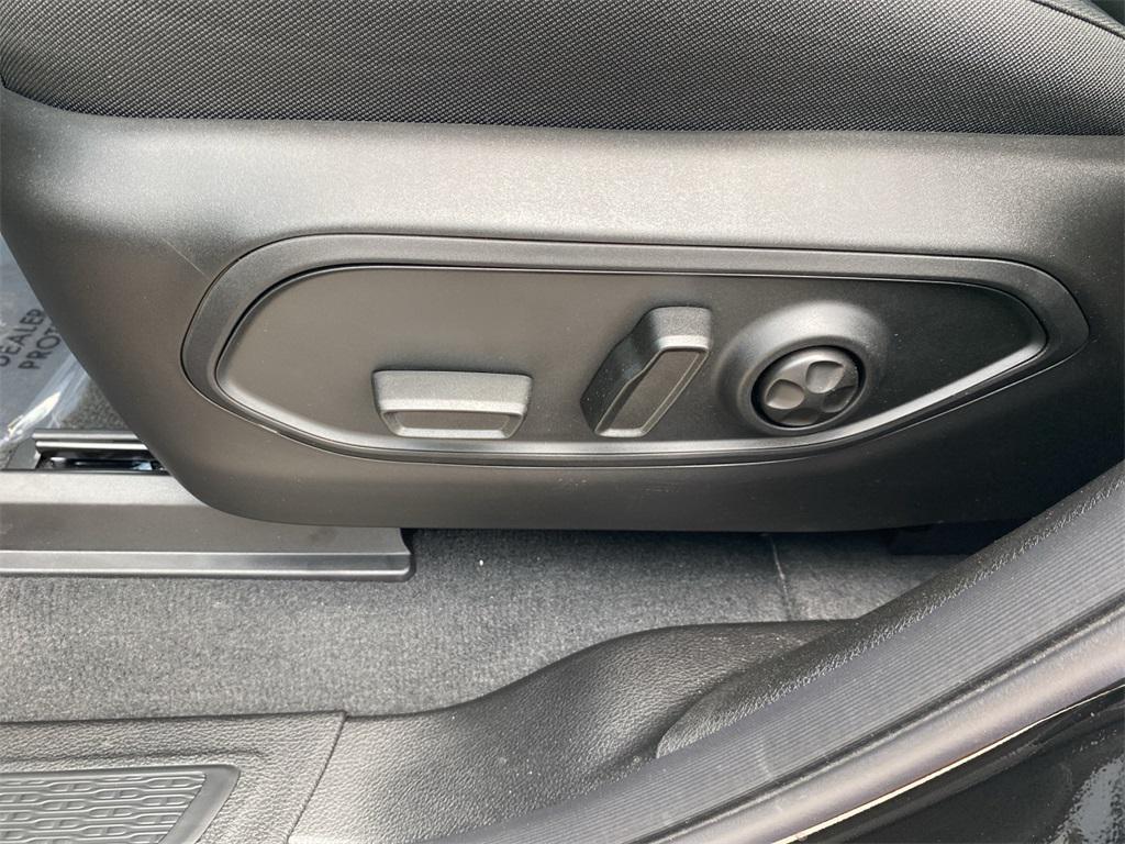 new 2025 Jeep Grand Cherokee L car, priced at $45,120