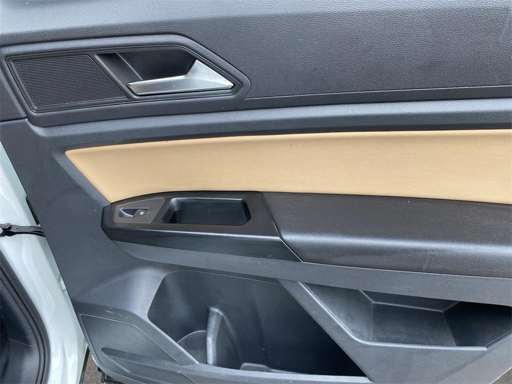 used 2020 Volkswagen Atlas Cross Sport car, priced at $20,750
