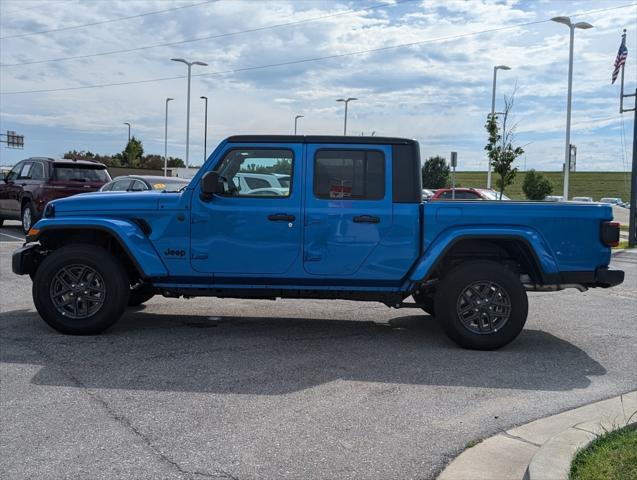 new 2024 Jeep Gladiator car, priced at $51,640