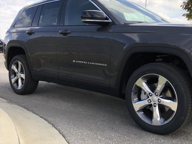 new 2025 Jeep Grand Cherokee car, priced at $52,435