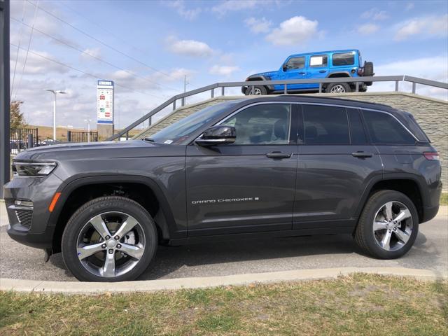 new 2025 Jeep Grand Cherokee car, priced at $52,435