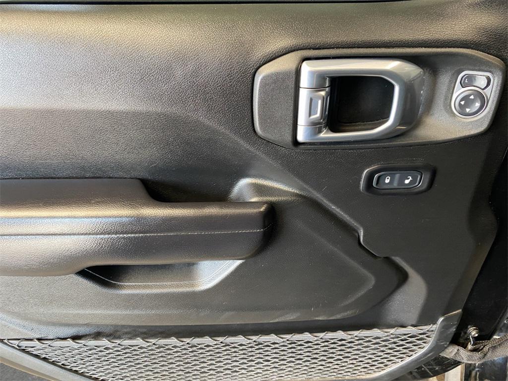 used 2021 Jeep Gladiator car, priced at $26,341