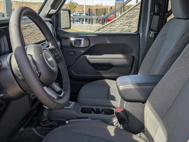 new 2025 Jeep Wrangler car, priced at $52,840
