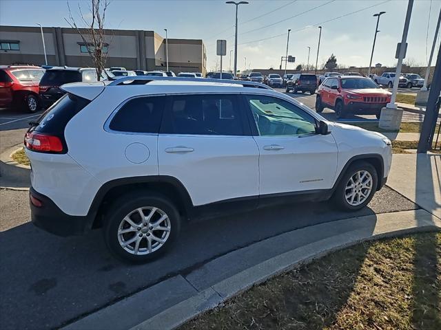 used 2014 Jeep Cherokee car, priced at $10,451