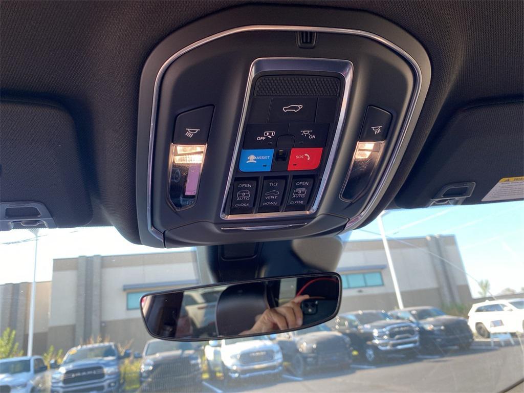 new 2025 Jeep Grand Cherokee L car, priced at $66,580