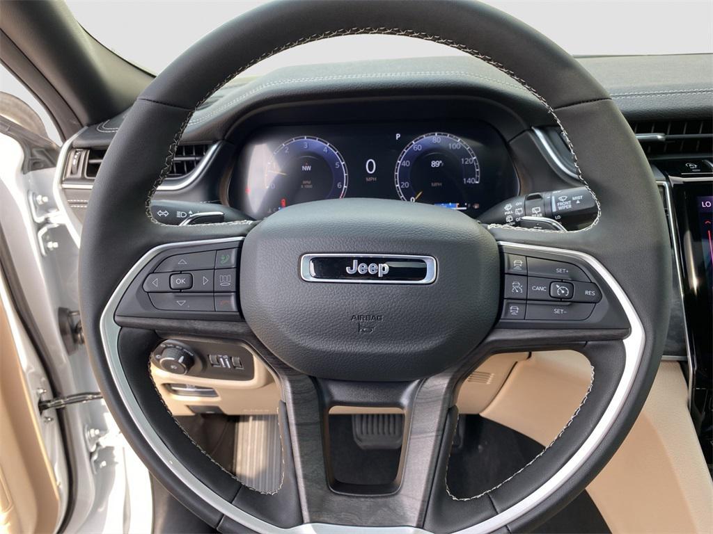 new 2025 Jeep Grand Cherokee car, priced at $55,065