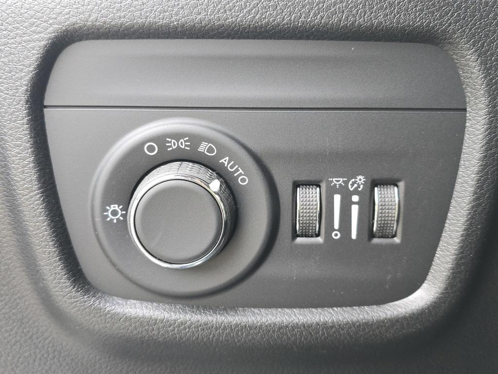 new 2025 Jeep Grand Cherokee L car, priced at $48,030