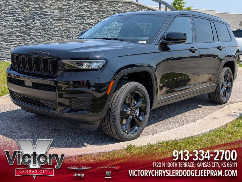 new 2025 Jeep Grand Cherokee L car, priced at $51,370