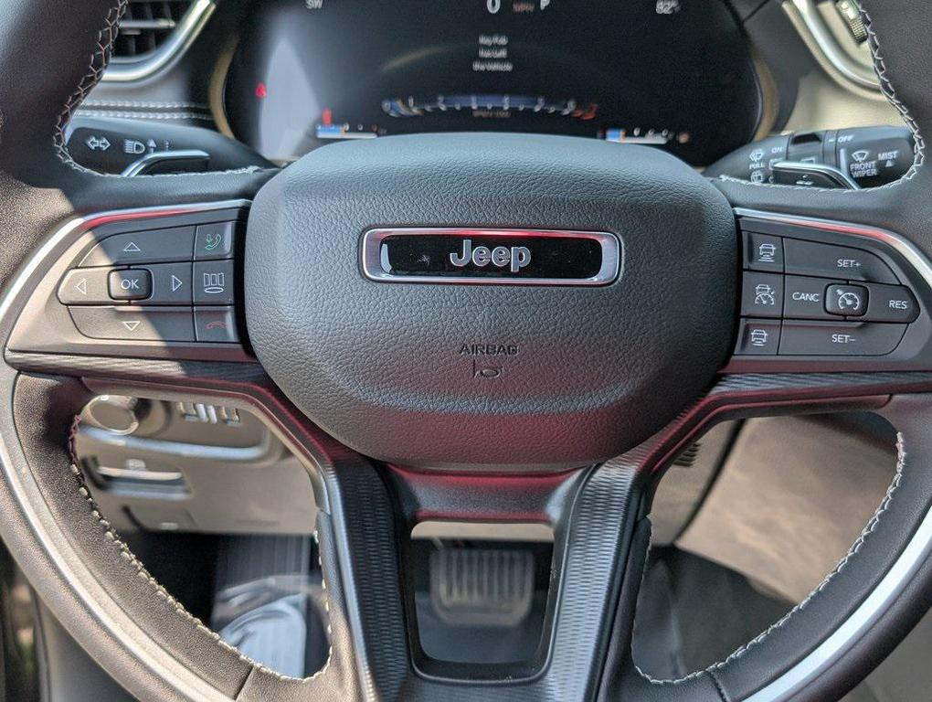 new 2025 Jeep Grand Cherokee L car, priced at $51,370
