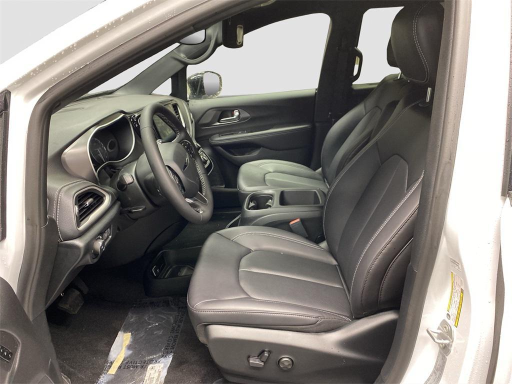 new 2026 Chrysler Pacifica car, priced at $47,290