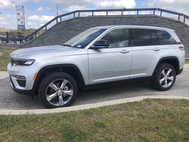 new 2024 Jeep Grand Cherokee car, priced at $58,360