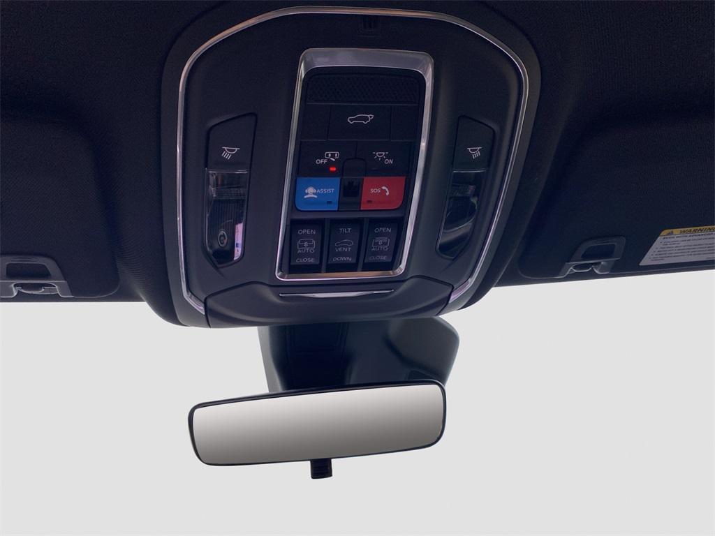 new 2025 Jeep Grand Cherokee car, priced at $53,735