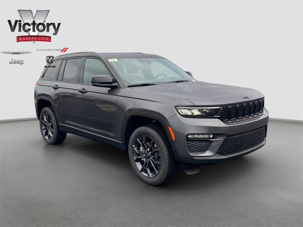 new 2025 Jeep Grand Cherokee car, priced at $53,735