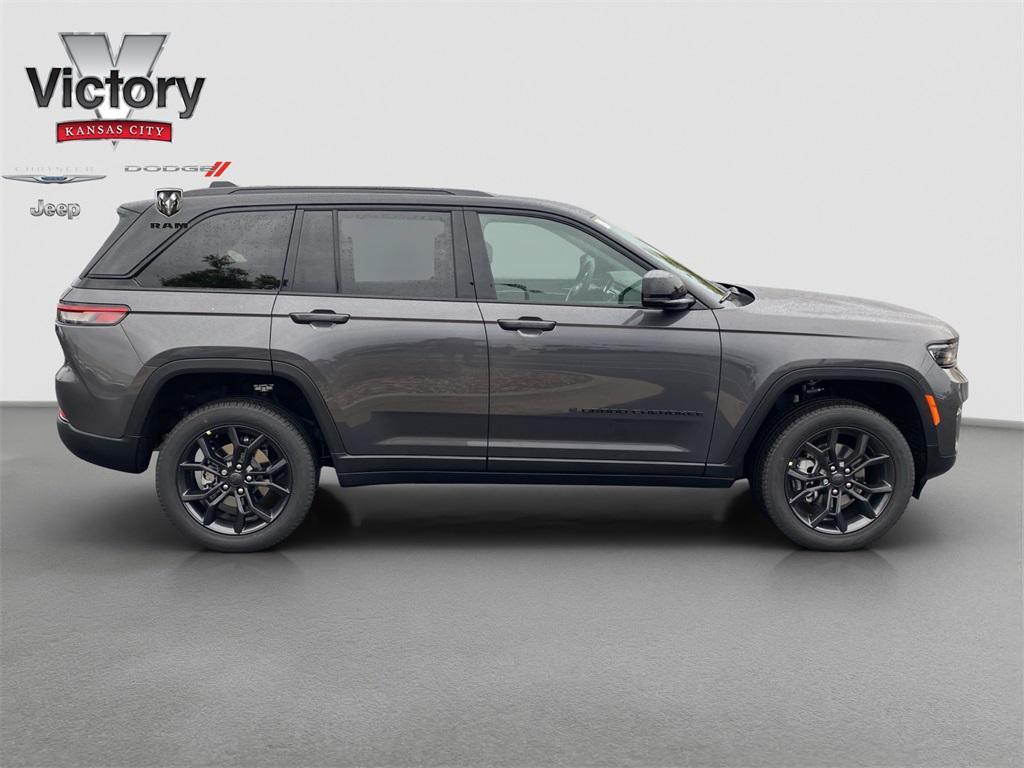 new 2025 Jeep Grand Cherokee car, priced at $53,735