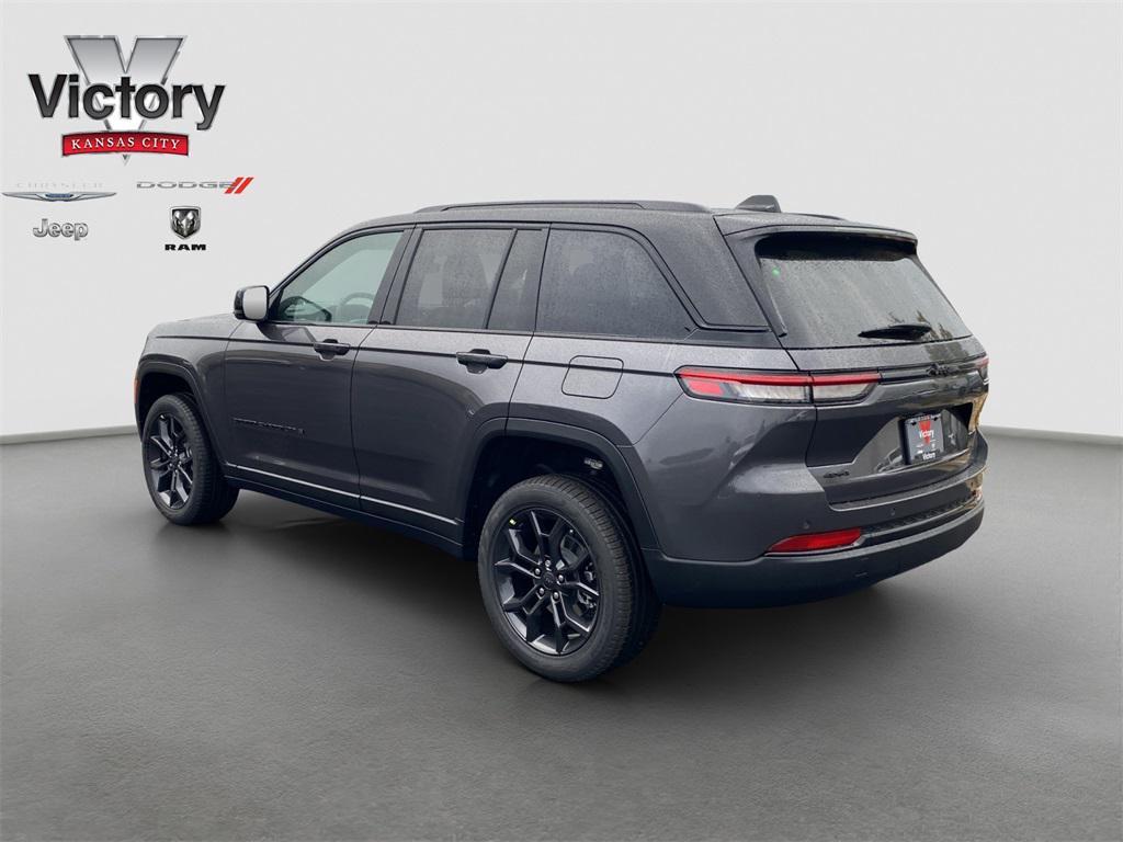new 2025 Jeep Grand Cherokee car, priced at $53,735