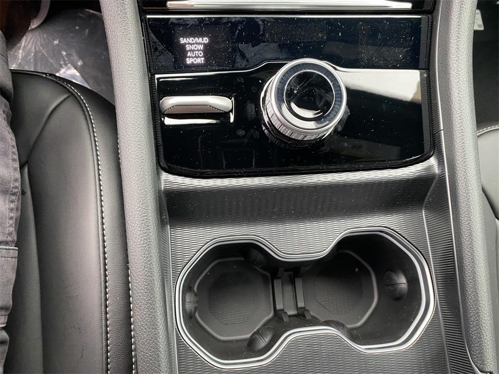 new 2025 Jeep Grand Cherokee car, priced at $53,735