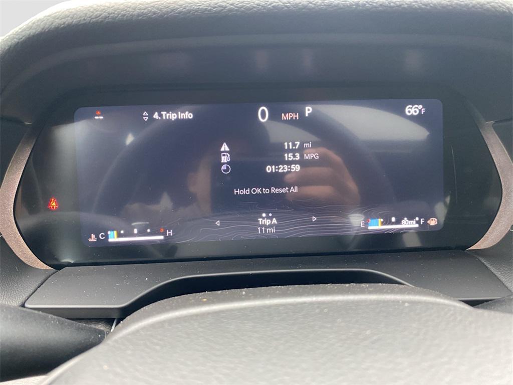 new 2025 Jeep Grand Cherokee car, priced at $53,735