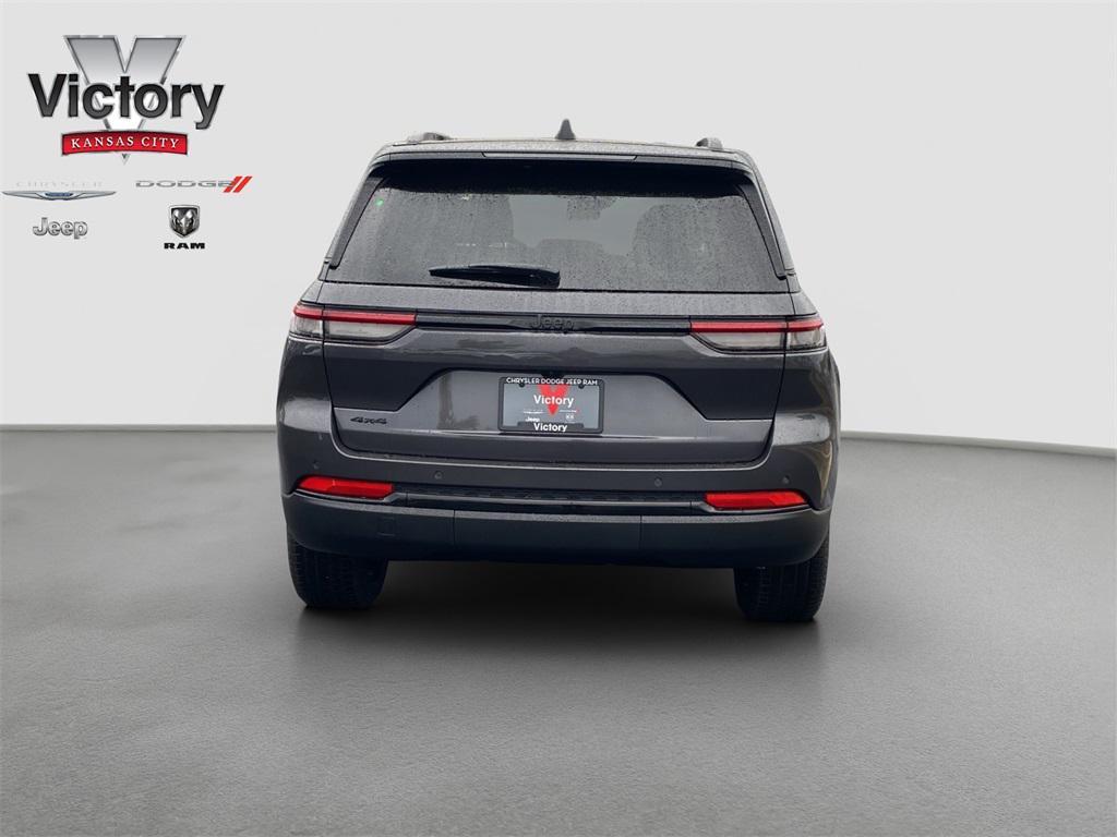 new 2025 Jeep Grand Cherokee car, priced at $53,735