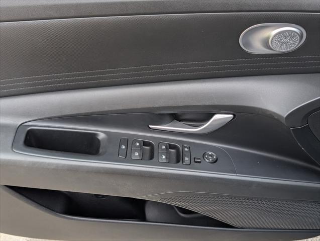 used 2022 Hyundai ELANTRA HEV car, priced at $19,998