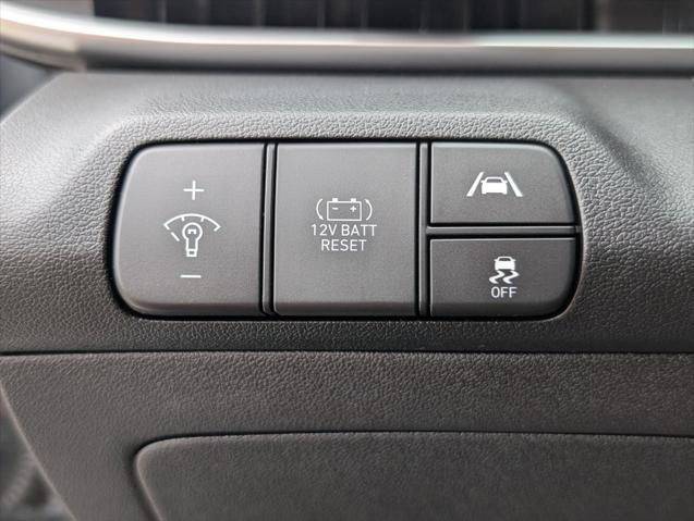 used 2022 Hyundai ELANTRA HEV car, priced at $19,998