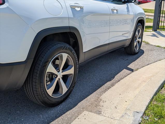 used 2020 Jeep Cherokee car, priced at $19,598