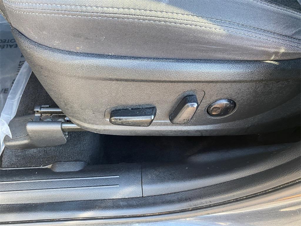 used 2021 Hyundai Santa Fe car, priced at $17,621