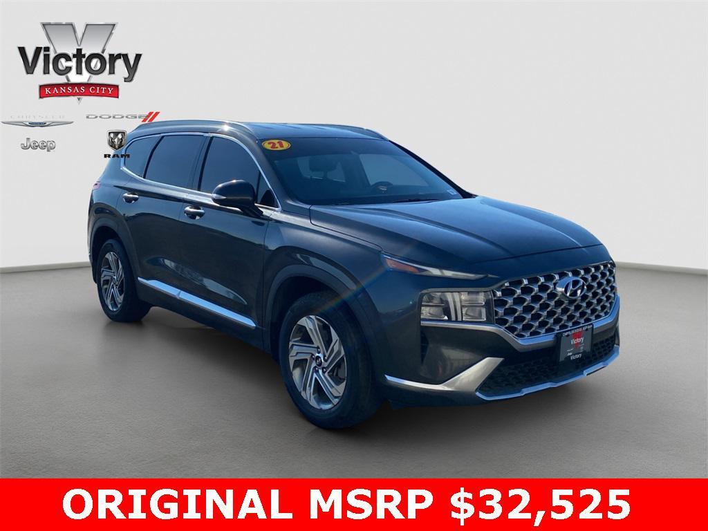 used 2021 Hyundai Santa Fe car, priced at $17,498