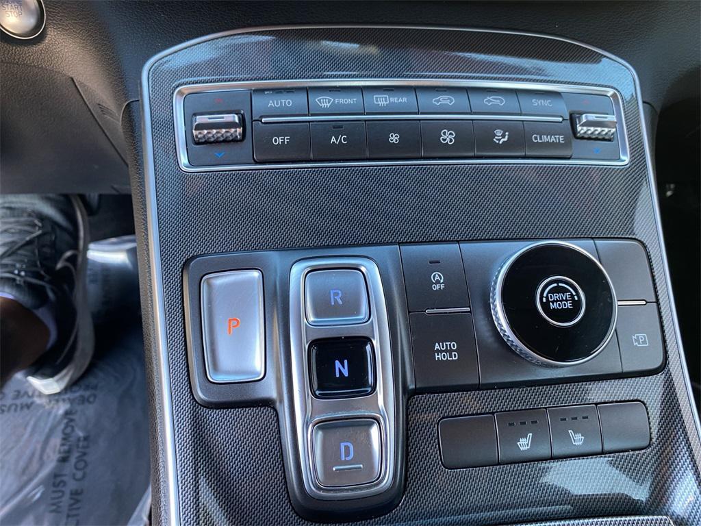 used 2021 Hyundai Santa Fe car, priced at $17,621