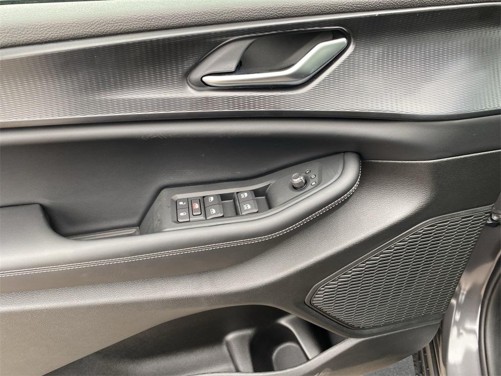 new 2025 Jeep Grand Cherokee car, priced at $49,370