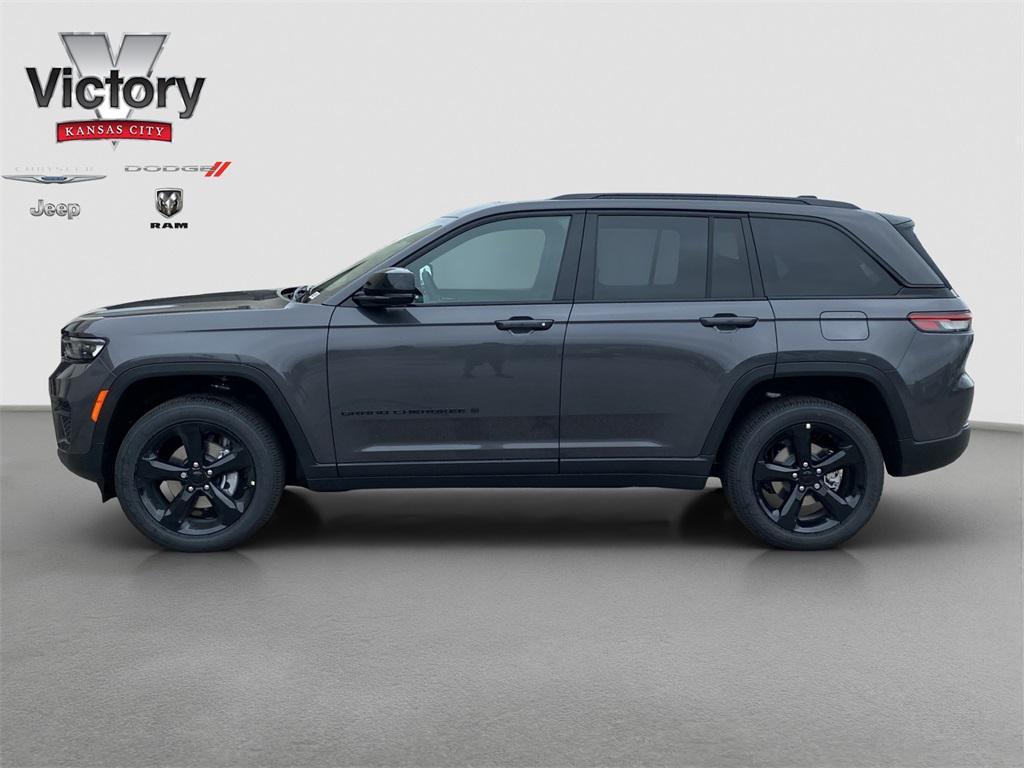 new 2025 Jeep Grand Cherokee car, priced at $49,370